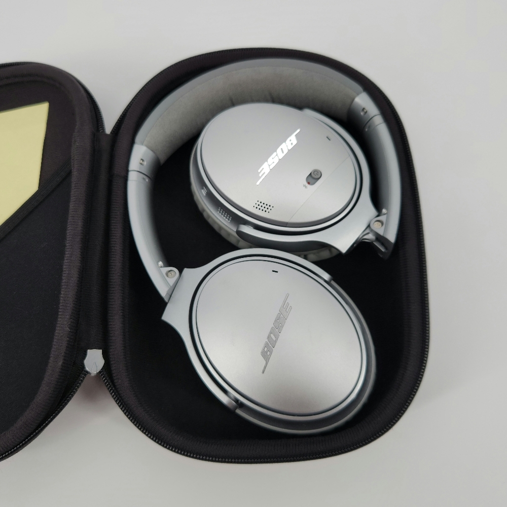 Bose QuietComfort 35 II Wireless Noise Cancelling Headphones - Read Description